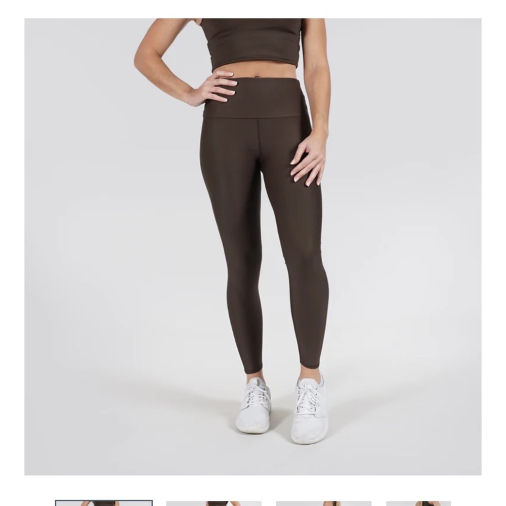 Barely There 2.0 Leggings in Espresso from Greatly & Co
